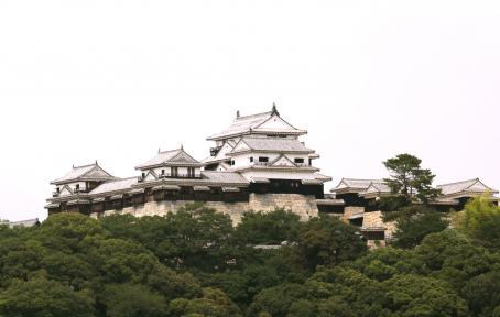 松山城"